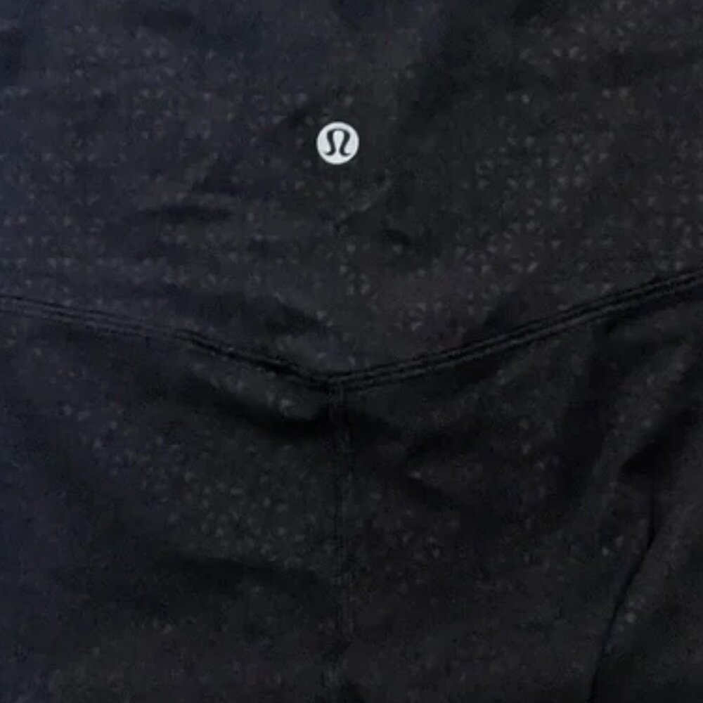 Lululemon black yoga pants